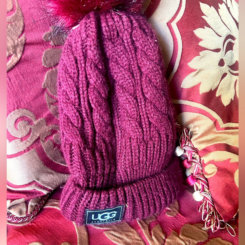 Womems Authentic UGH winter hat